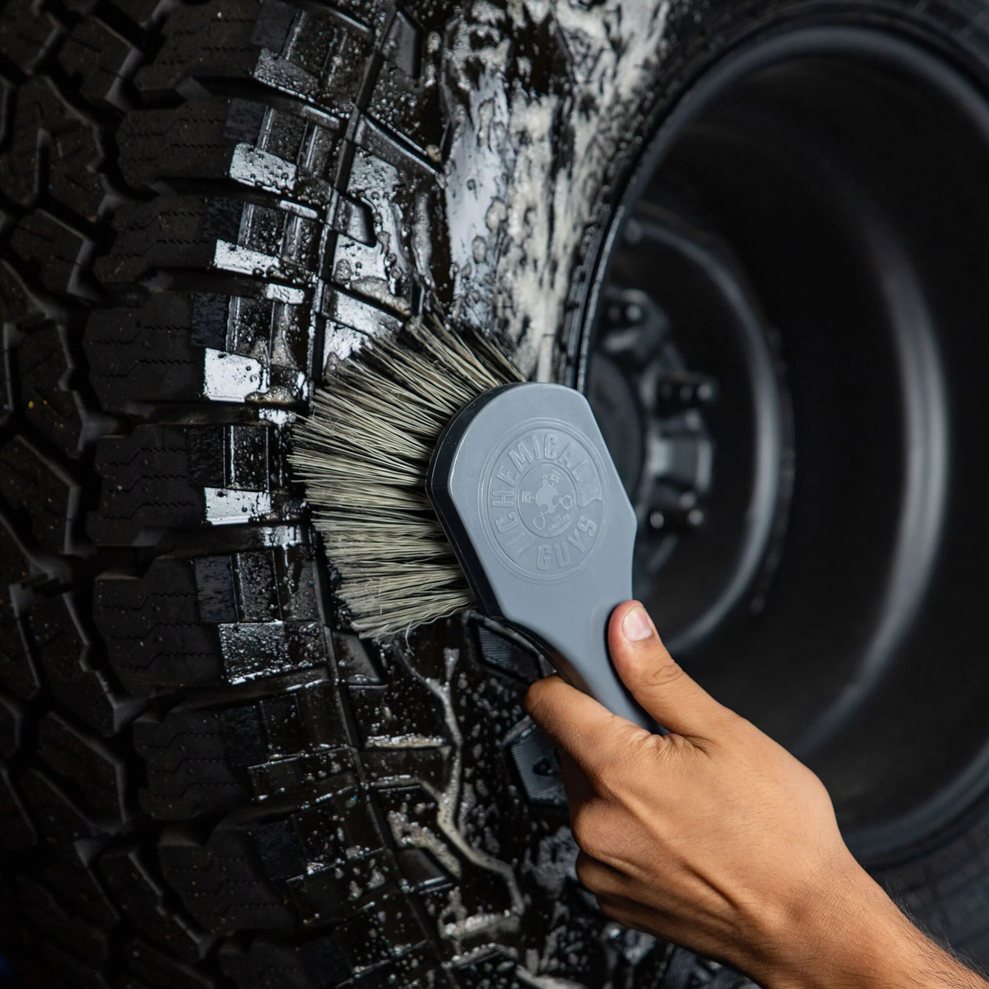 WheelWorksMediumDutyWheel&BodyBrush - Image 2
